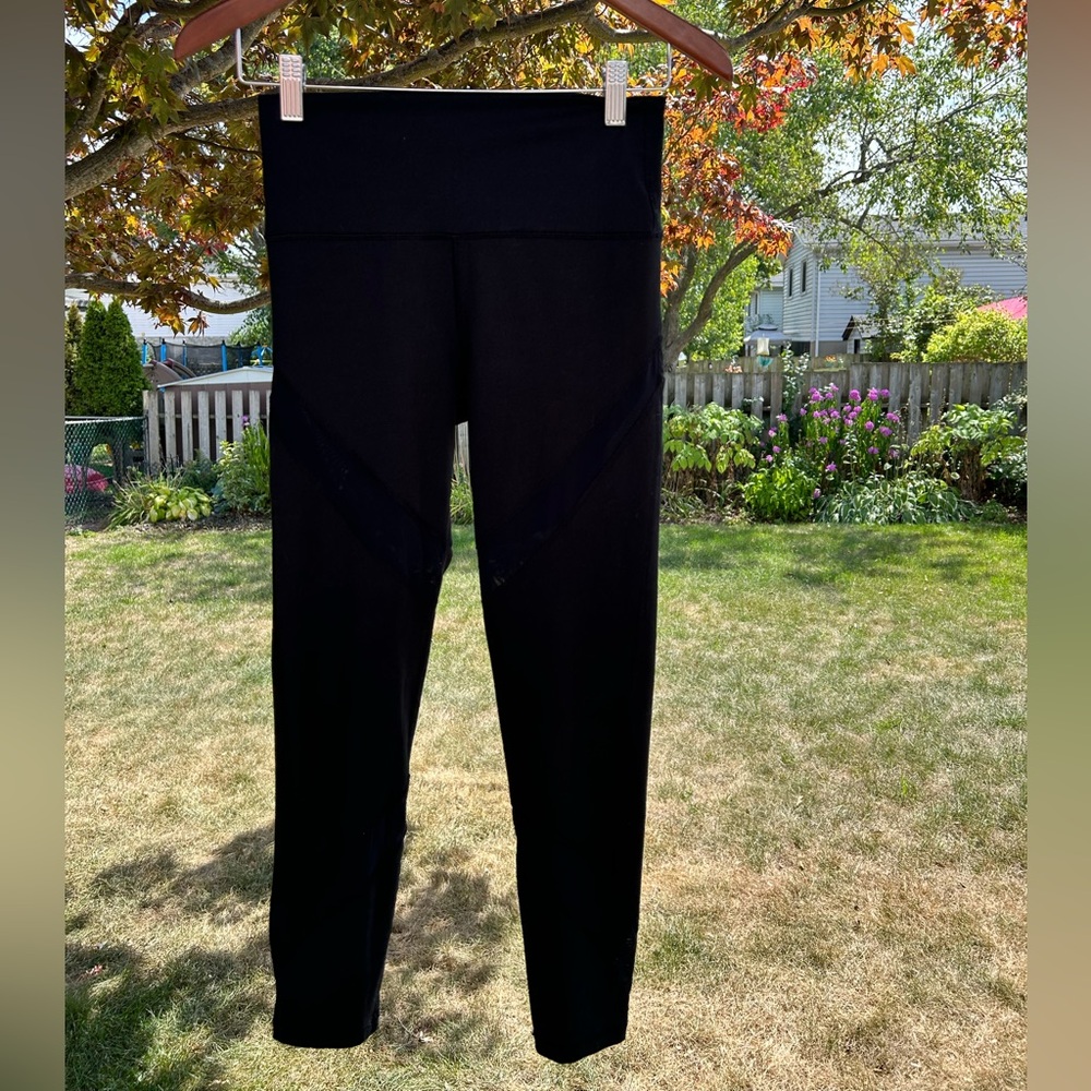 Aerie Black Chill Play Move Leggings